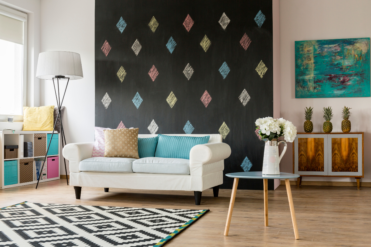 ruang tamu penuh warna