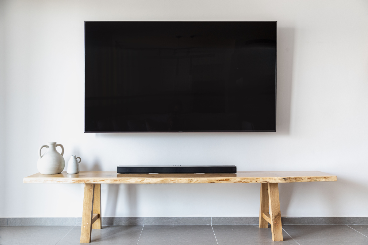 tv dengan black screen