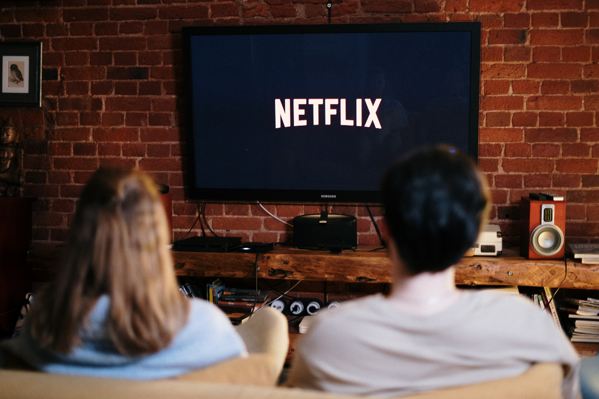 netflix di tv ditonton berdua